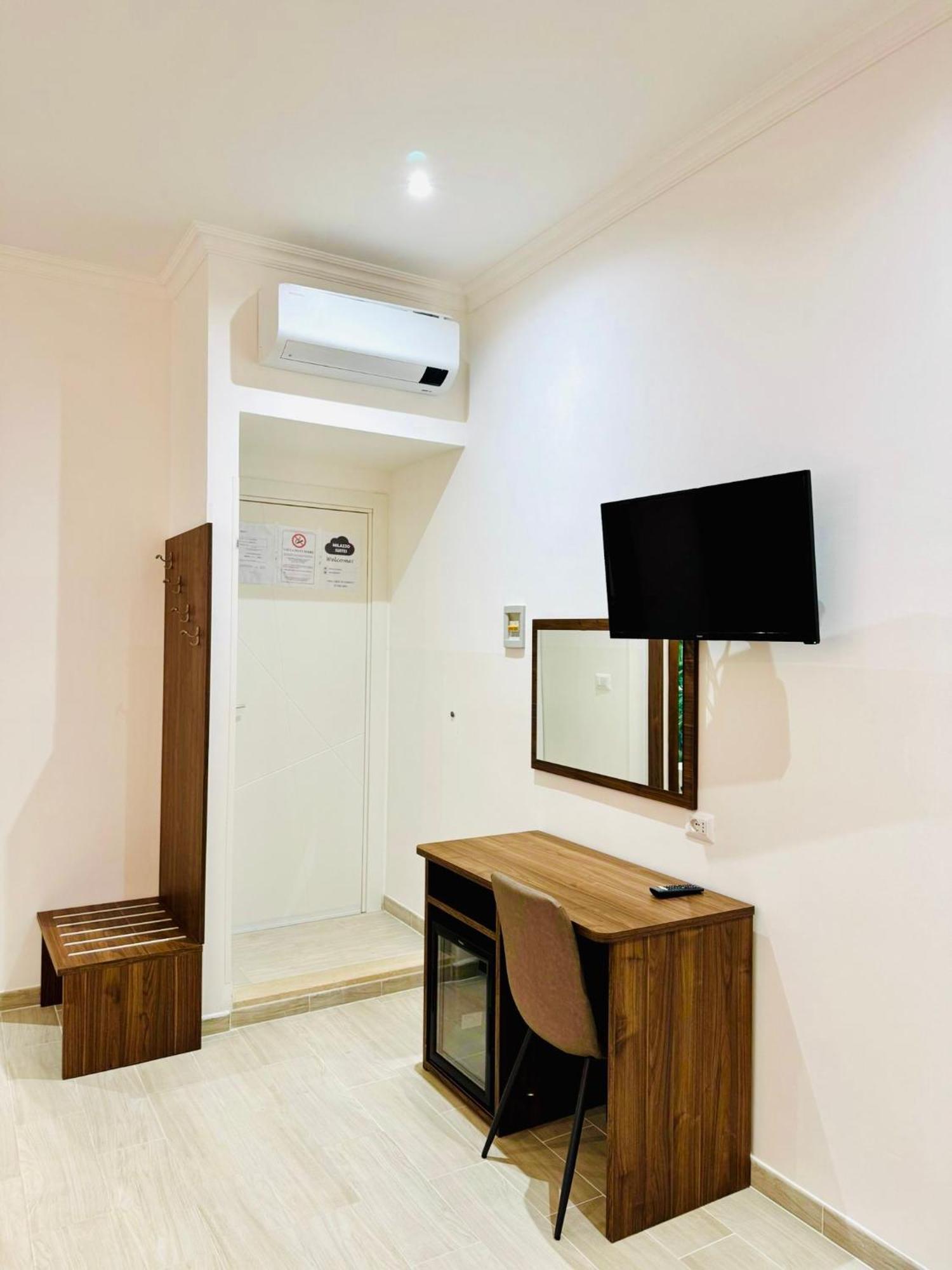 Milazzo Suites Рим Экстерьер фото